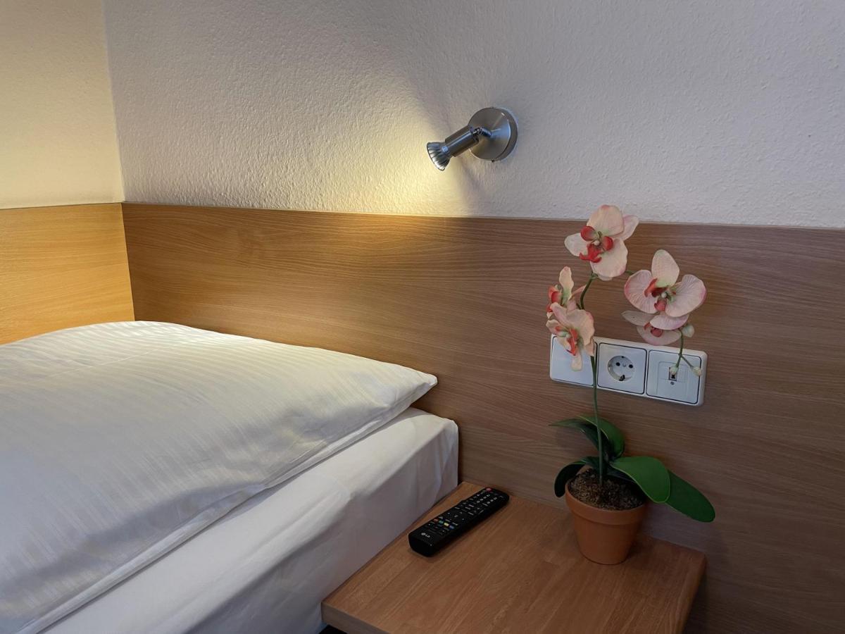 Cascade Hotel Stuttgart Buitenkant foto